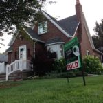 Benefits of selling a property through An Agent