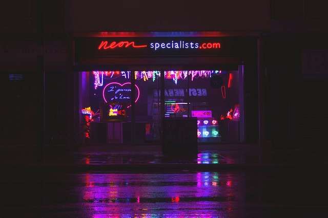 neon light shop